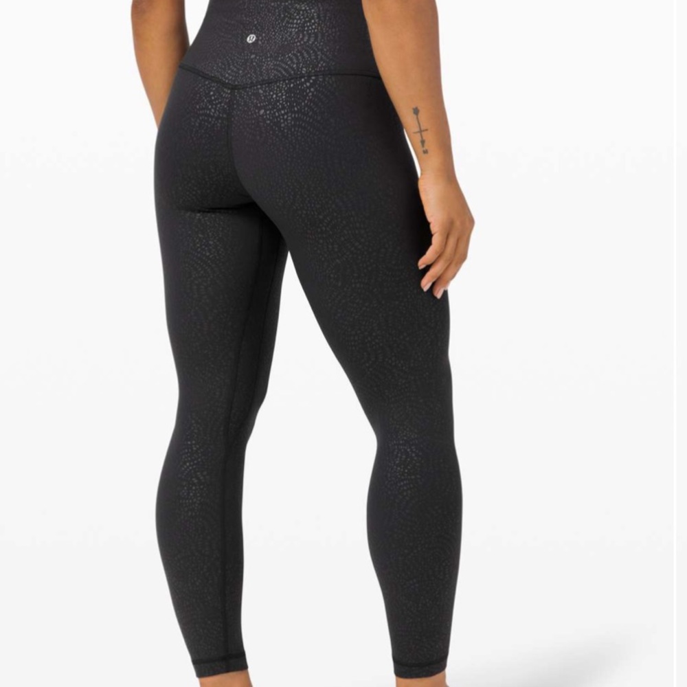 Lululemon Align Pant 25” * Filigree Emboss Black - Picture 3 of 5